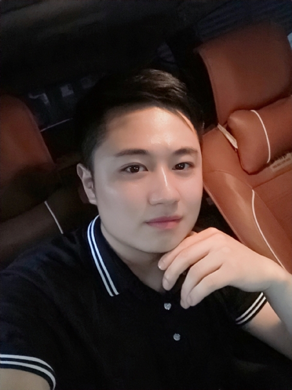 生活再继续的第一张照片--湖州残疾人相亲网